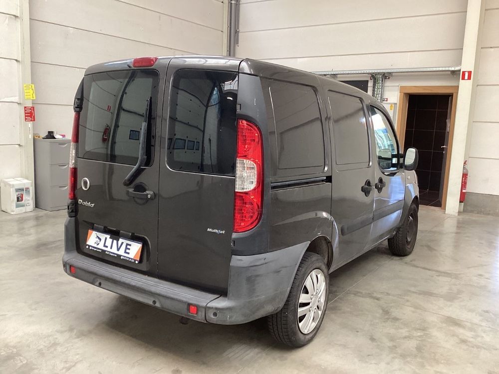 Doblo 1,3 JTD 2008 occasion 44320 Saint-P&egrave;re-en-Retz