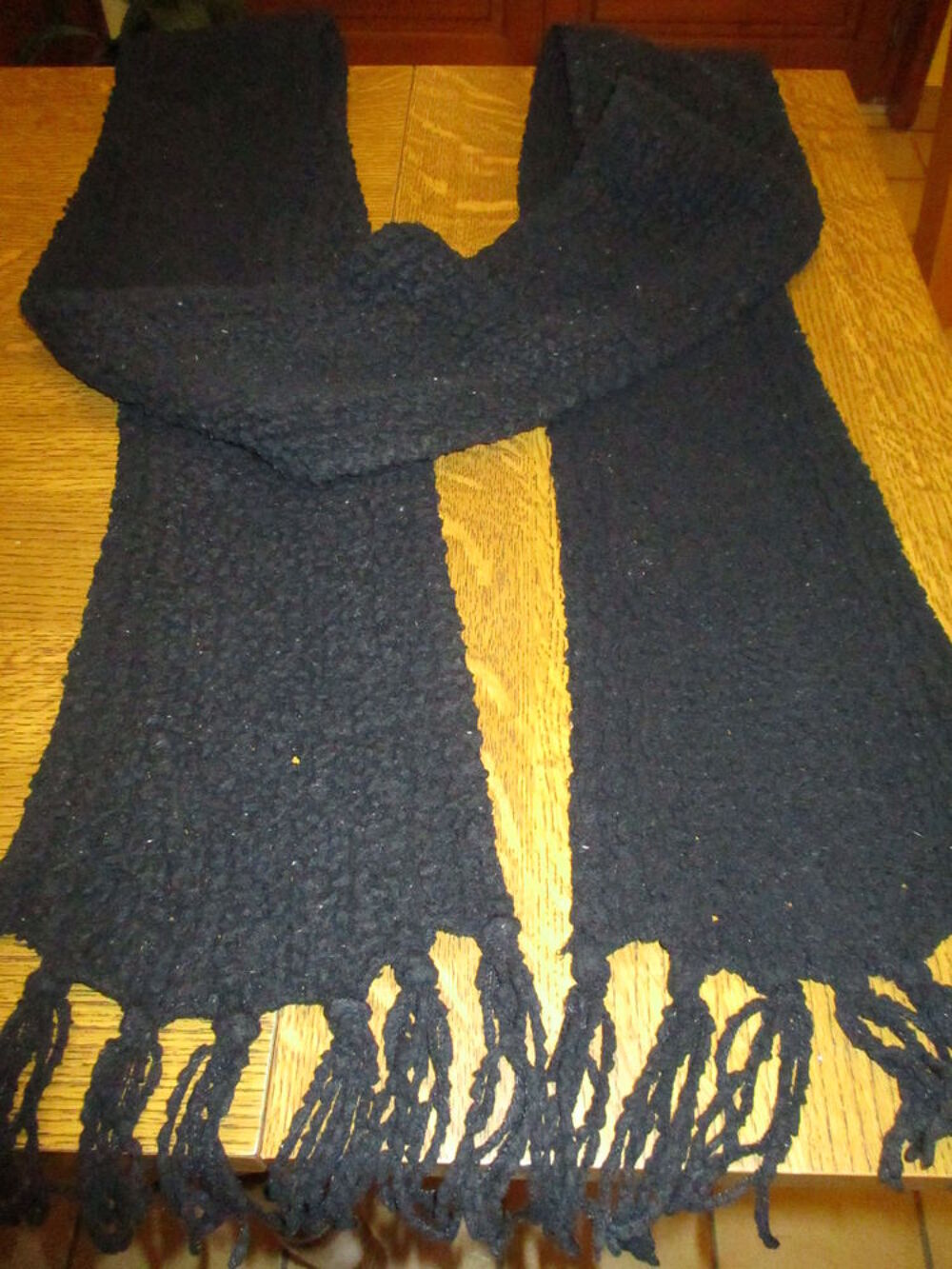cachez--nez ou &eacute;charpe noire longueur 2 m environ Vêtements