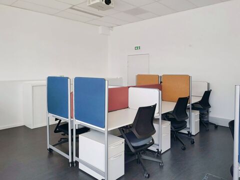 Espace de travail privé personnalisé en fonction des besoins uniques de votre entreprise à Allianz Riviera 299 06200 Nice