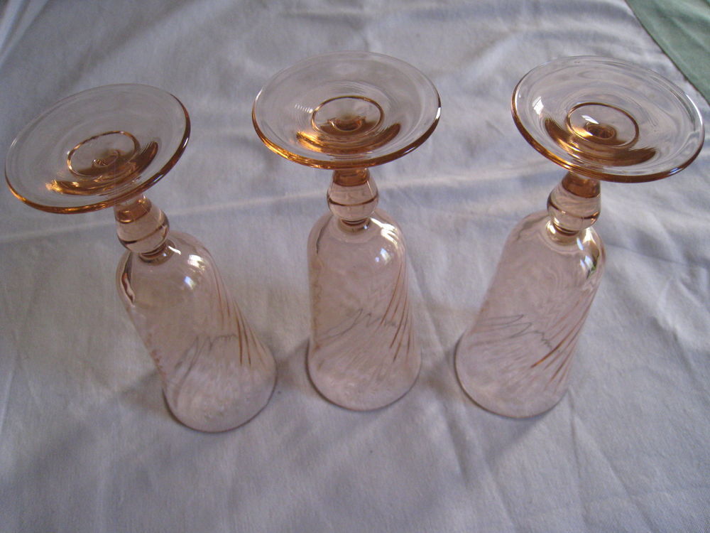 Fl&ucirc;tes &agrave; champagne rosaline Luminarc 1970 Cuisine