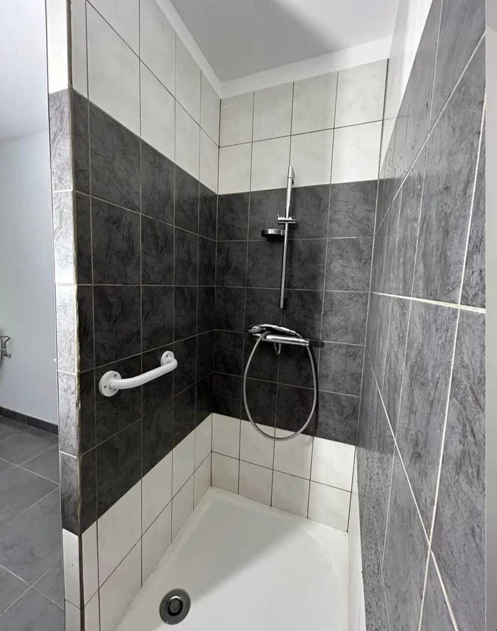 Location Appartement studio 30m2 Paris 1