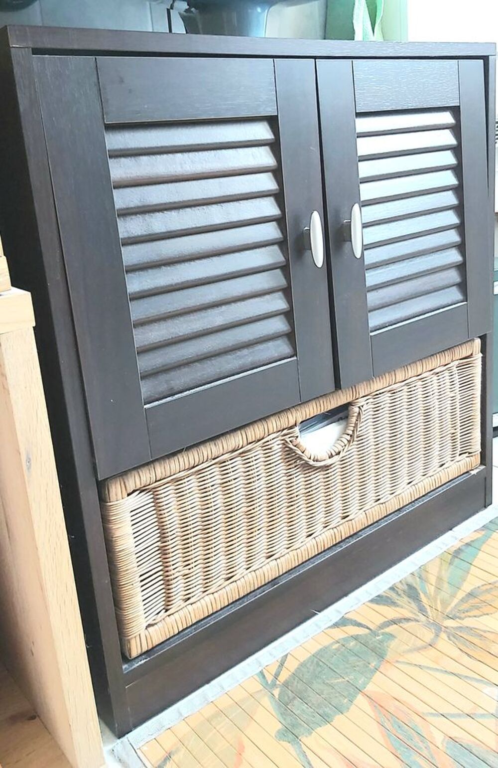 Meuble de rangement bois et paniers osier Meubles