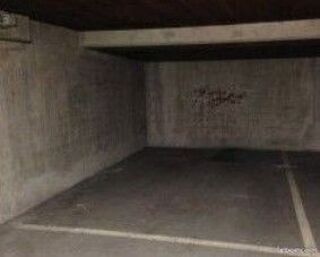  Parking / Garage  louer 25 m