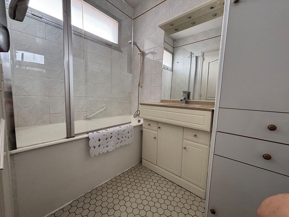 Location Appartement GRAND STUDIO CENTRE VILLE REIMS Reims