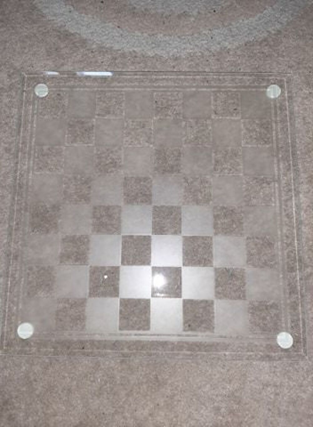Jeu d'&eacute;checs en verre &eacute;chiquier transparent givr&eacute;
Jeux / jouets