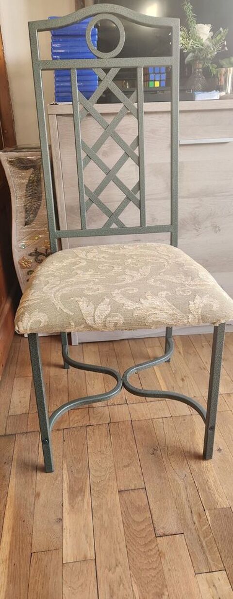 6 chaises en fort forgé Sens (89)
