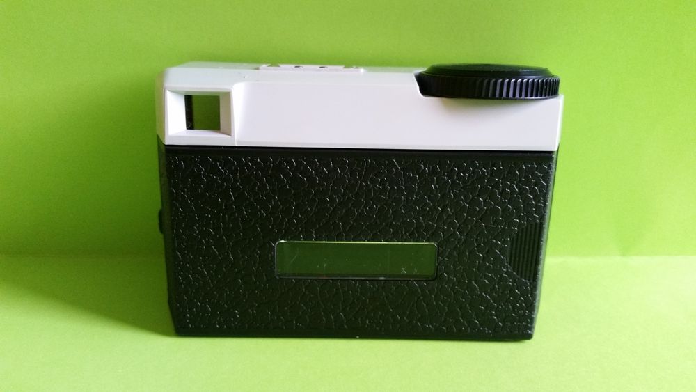 KODAK INSTAMATIC 25 CAMERA Photos/Video/TV