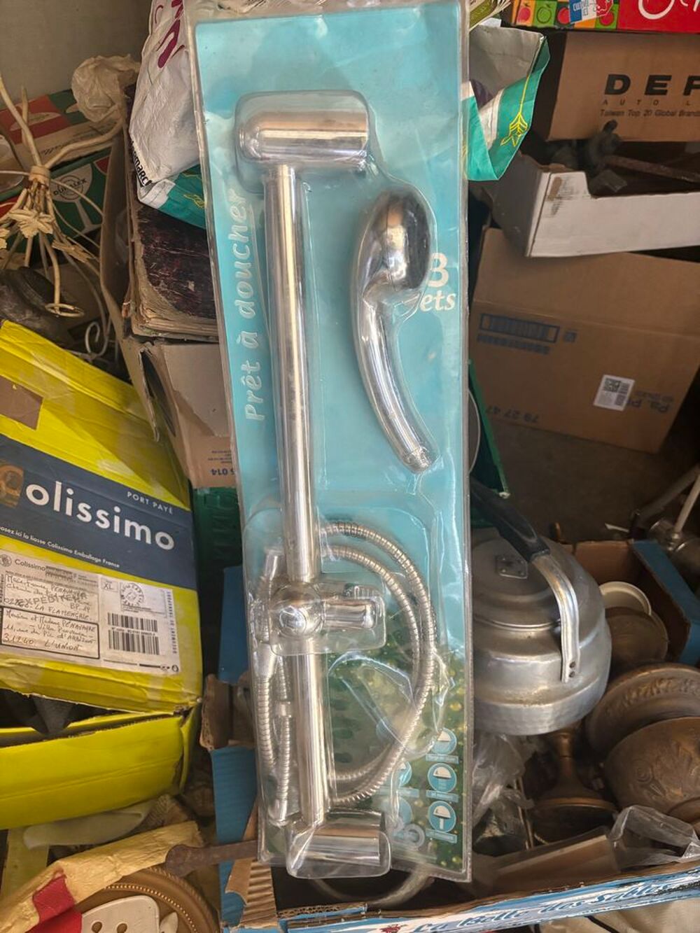 pommeau de douche Electroménager