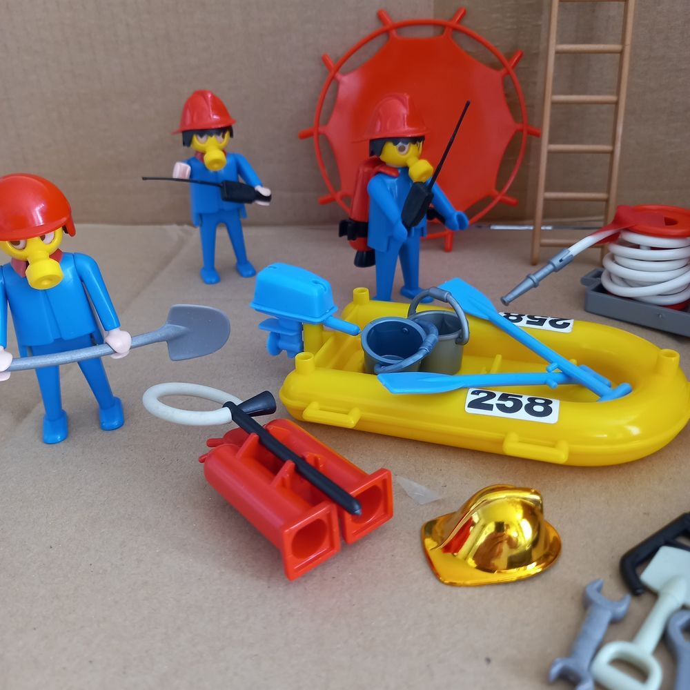 Playmobil pompiers vintage Jeux / jouets