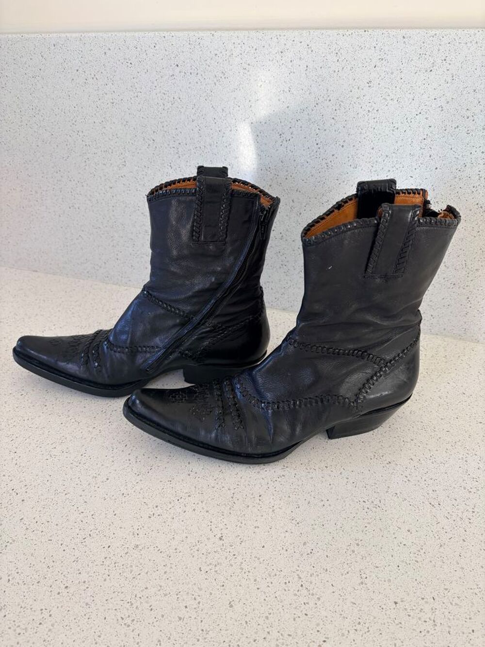 santiags artisanales en chevreau Chaussures