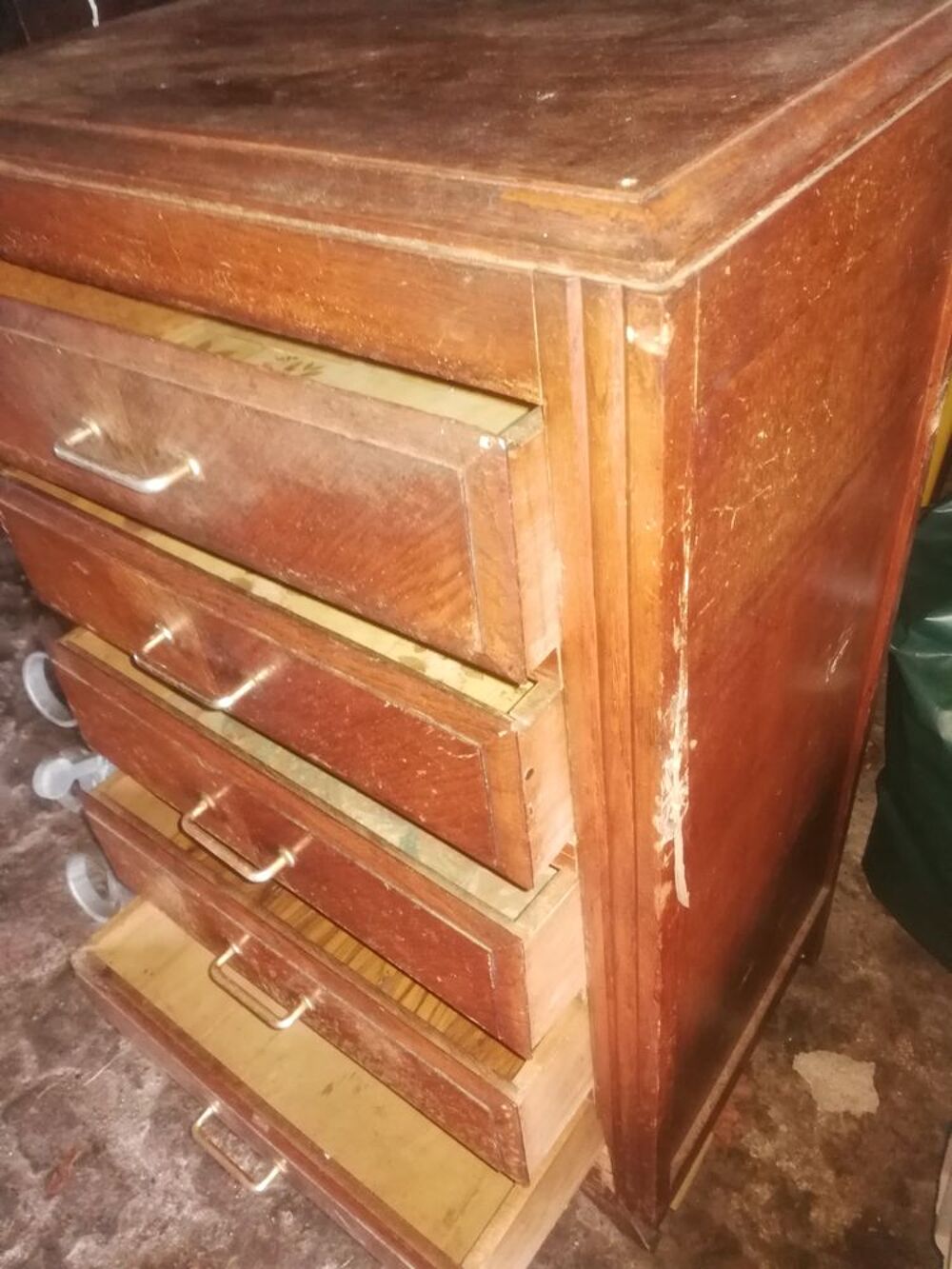 Petit meuble de m&eacute;tier Meubles