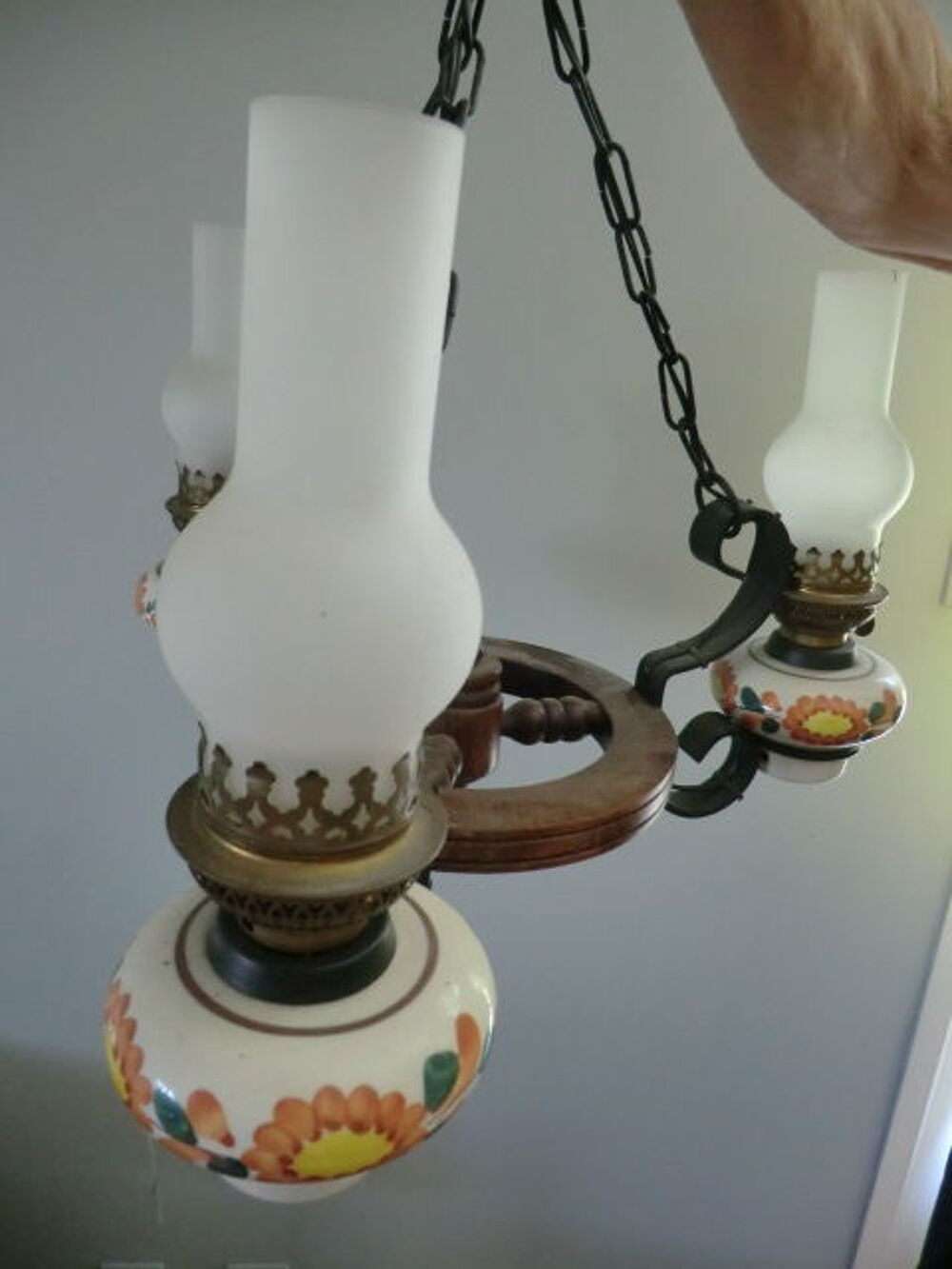 2 suspensions lustres roues 3 et 5 branches Décoration