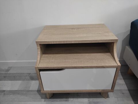 table de chevet  10 Villecomtal-sur-Arros (32)