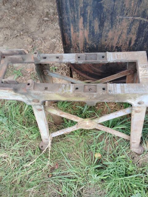 Pitement en fonte La Flche (72)