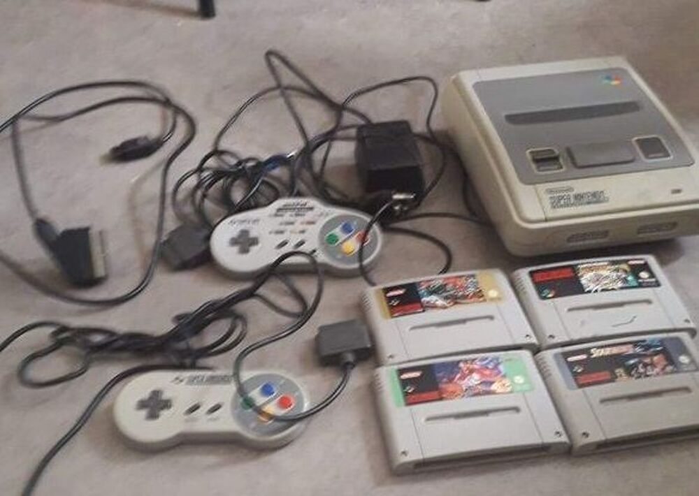 Console Super Nintendo avec jeux Consoles et jeux vidos