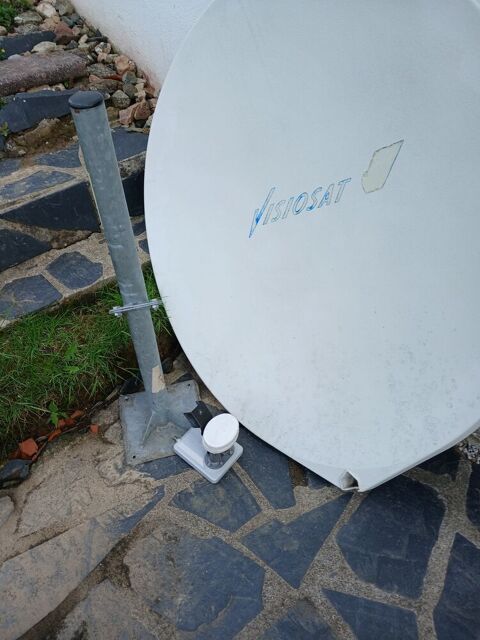 PARABOLE SATELLITE Lannion (22)