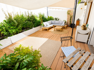 Vente Maison Maison T3 rénovée, terrasse arborée + garage/atelier 52m2 Gap