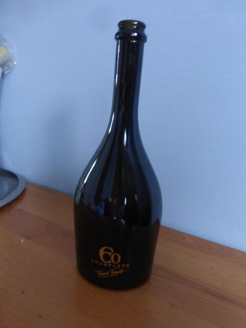 BOUTEILLE  60 ANS  pour une belle occasion ! 3 Doussard (74)