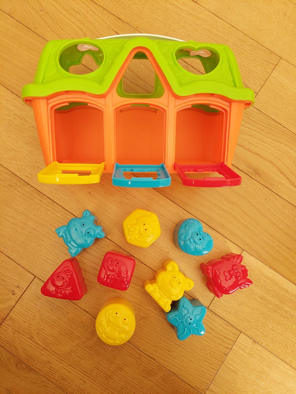 Maison avec formes &agrave; encastrer (Be Toys) Jeux / jouets