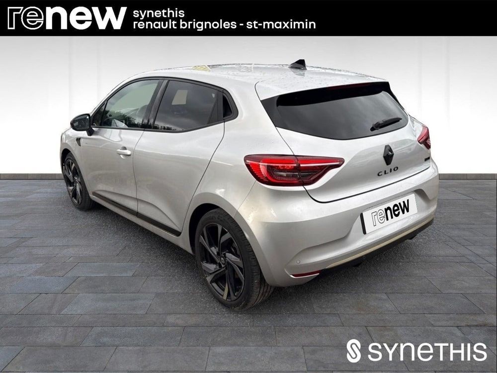 Clio V Clio E-Tech full hybrid 145 Engineered 2023 occasion 83170 Brignoles
