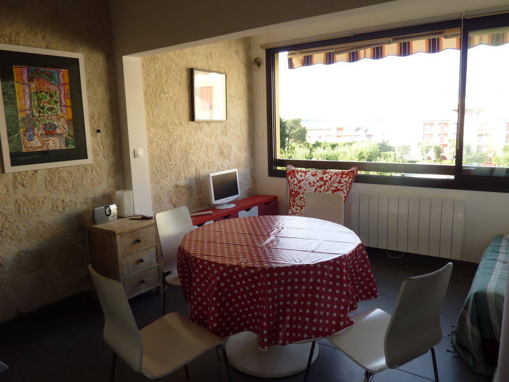   T2 Six Fours 32m2  vue mer Domaine de la Coudouliere Provence-Alpes-Côte d'Azur, Six-Fours-les-Plages (83140)