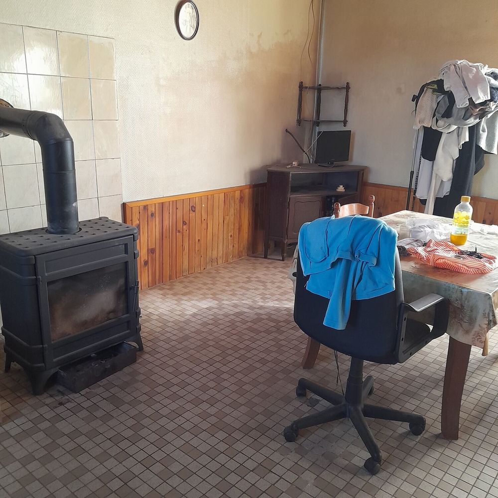Po&ecirc;le &agrave; bois Bricolage