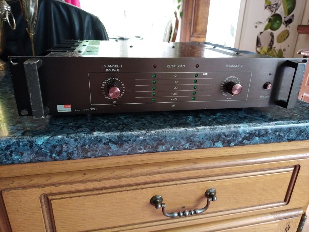 FOSTEX power 300 vintage Audio et hifi