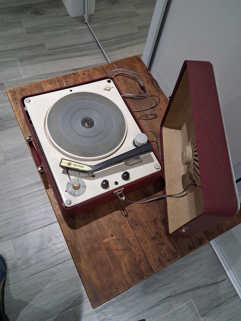 Tourne disque ann&eacute;e 60 Audio et hifi