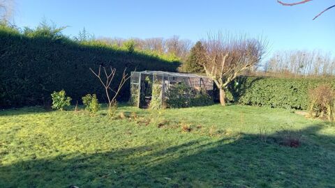 Poulailler pour 4 poules et enclos 140 37300 Jou�-l�s-tours