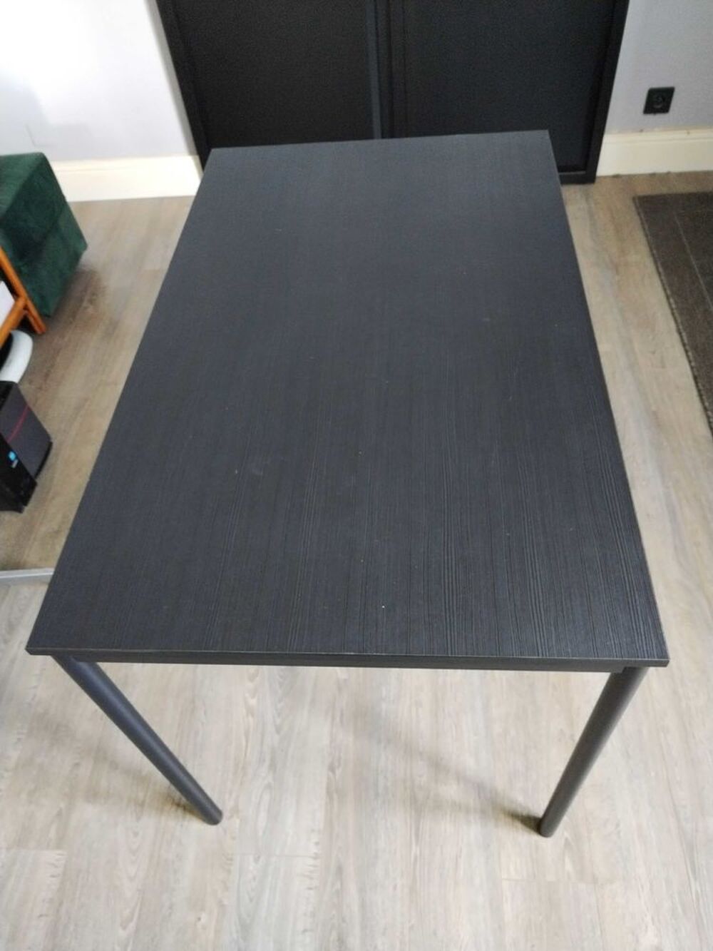 Table Basique Noire 110x67x75 Meubles