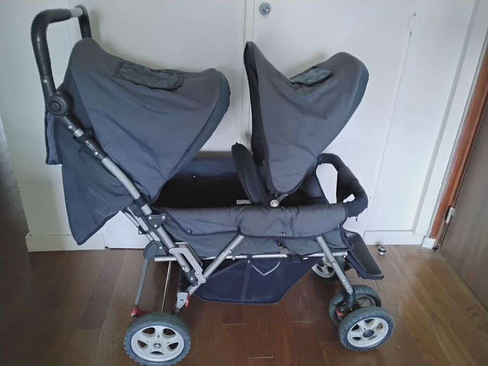 Poussette double Puériculture