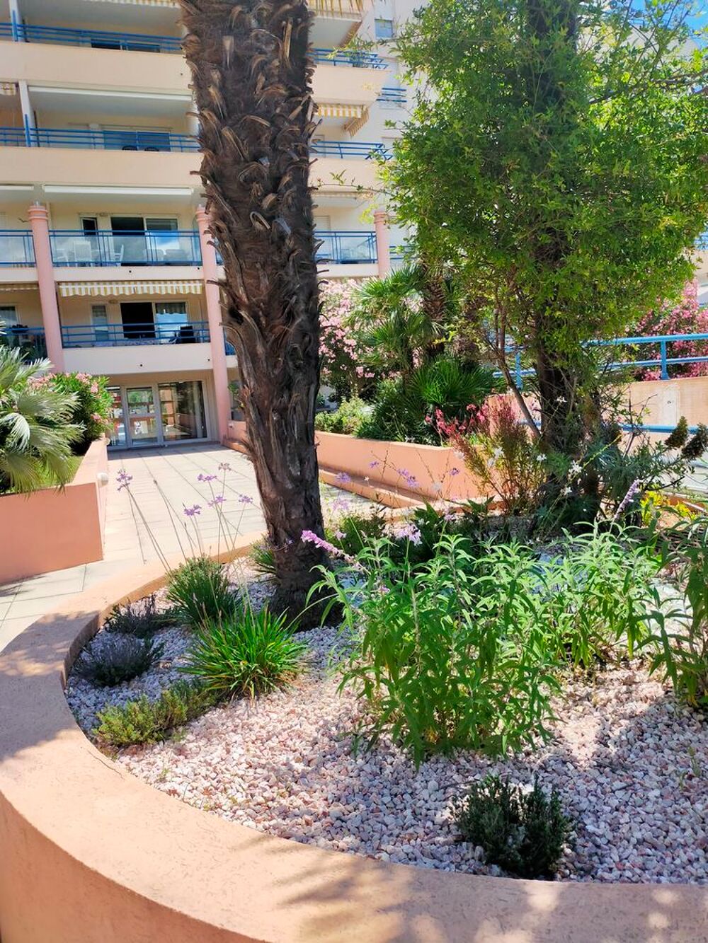    FREJUS PLAGE  STUDIO T STANDING PICINE 200 M PLAGES Provence-Alpes-Côte d'Azur, Fréjus (83600)