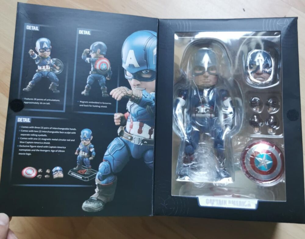 COFFRET figurine Captain Am&eacute;rica EAA-011 
