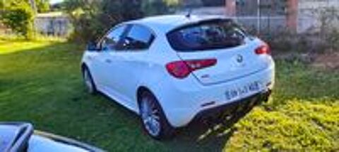 Giulietta 2.0 JTDm 170 ch S&S Distinctive 2011 occasion 42750 Saint-Denis-de-Cabanne