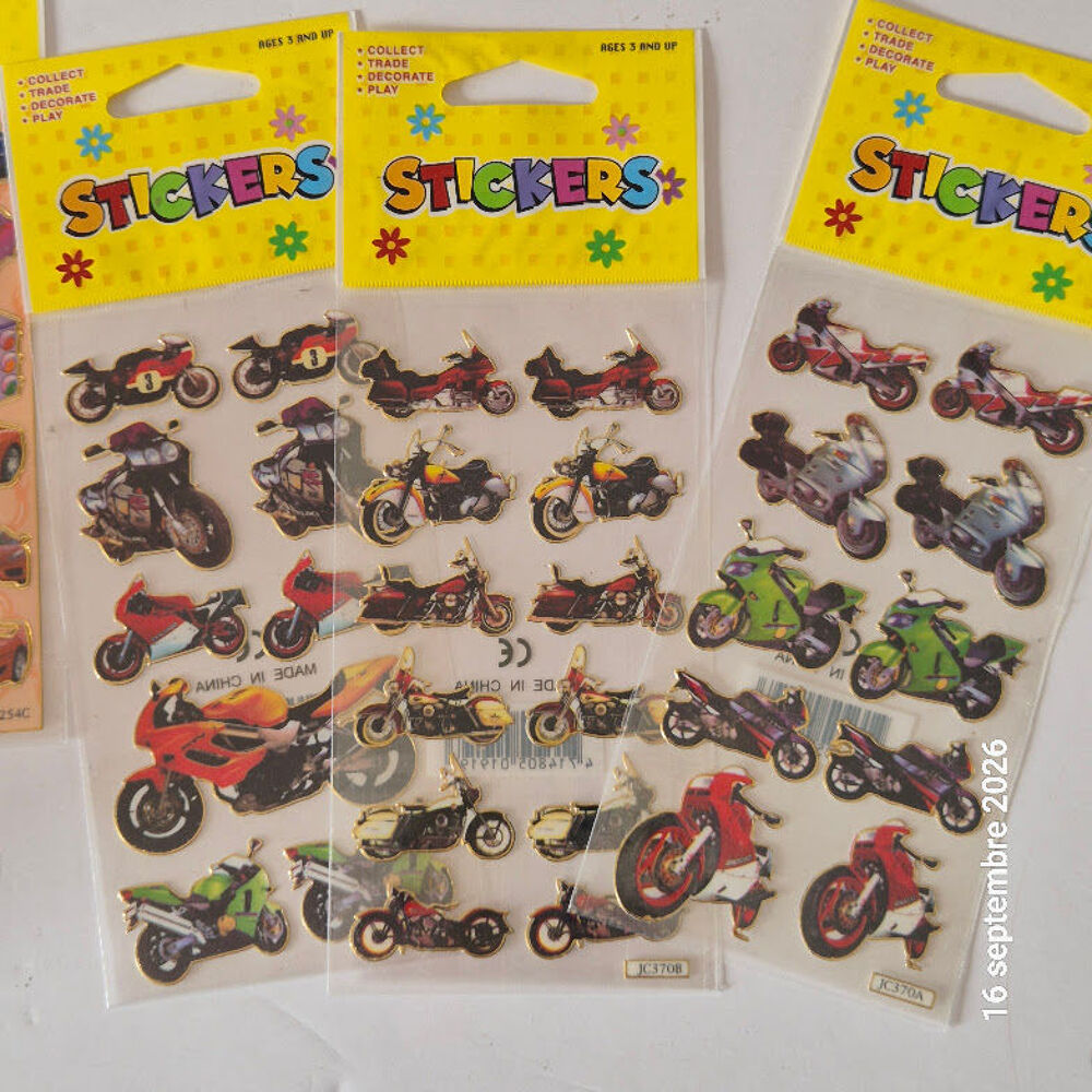 70 autocollants voitures et motos de r&ecirc;ves et de collection Jeux / jouets