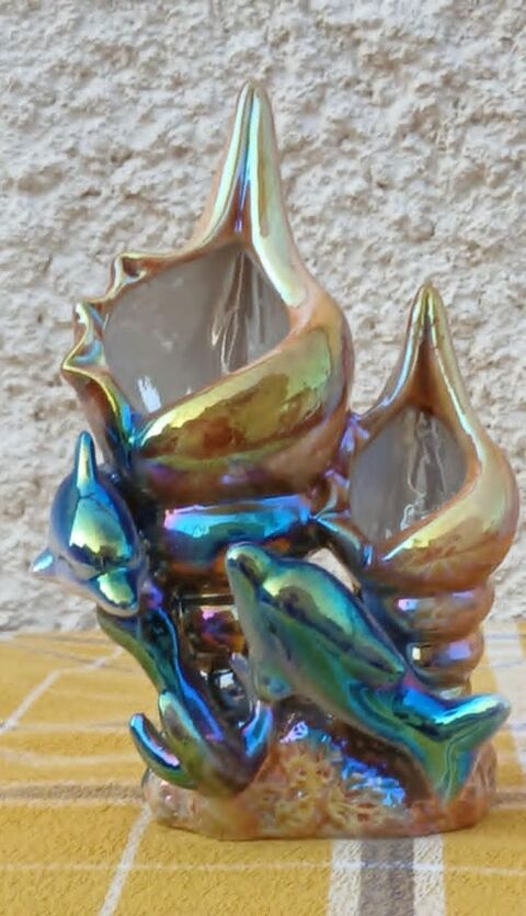 
Double Vase en Forme de Coquillages avec Dauphins H.14,5 cm 15 La Ferté-Alais (91)