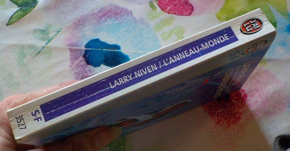 L'ANNEAU-MONDE de Larry NIVEN Ed. J'ai Lu SF Livres et BD