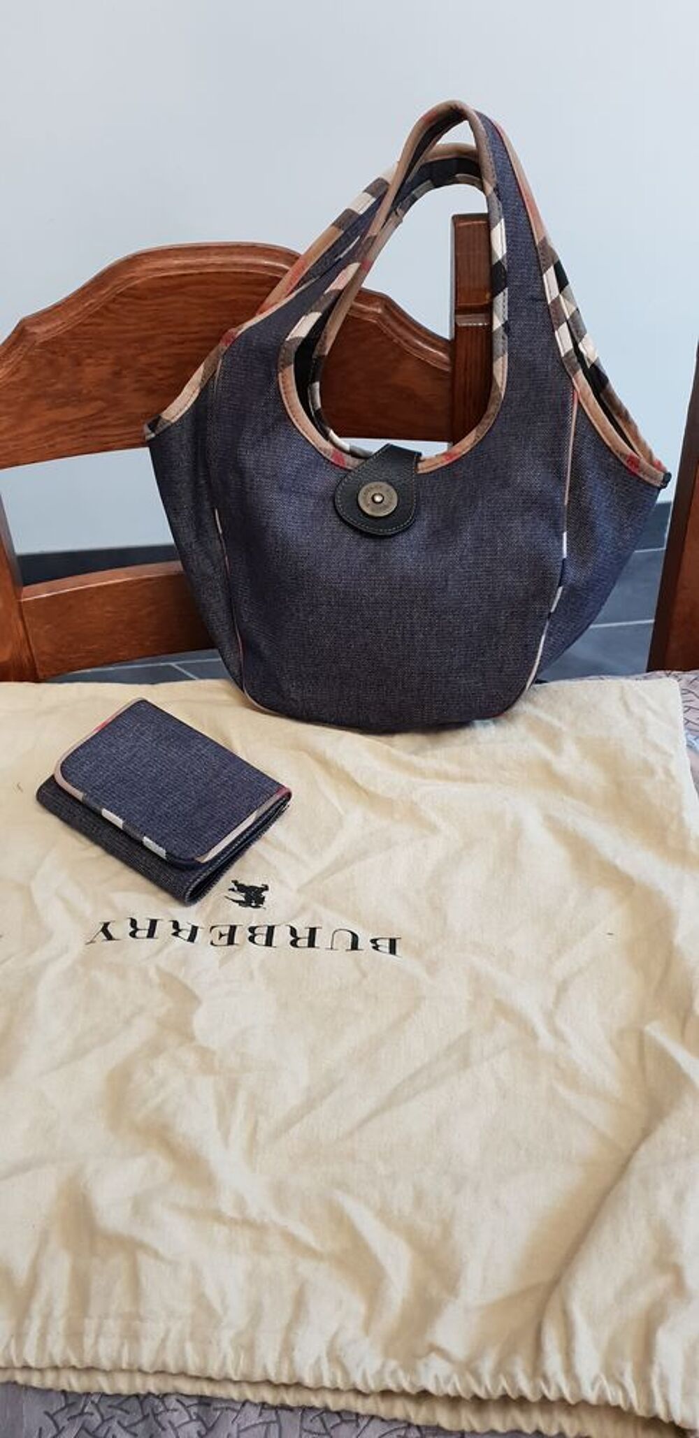 Achetez sac jean burberry quasi neuf annonce vente Bonni res