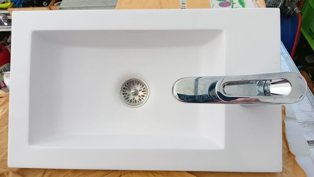 petit lavabo garage ou wc Meubles