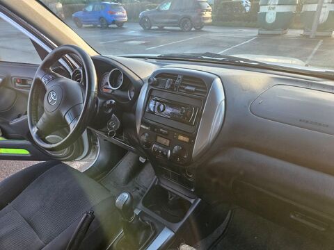 Toyota RAV 4 RAV4 115 D-4D GX 2005 occasion Montmagny 95360