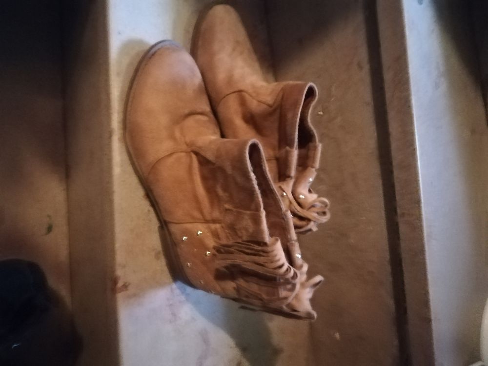 Bottines &agrave; franges Chaussures