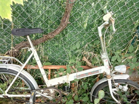 1 vélo adulte ancien la poste jaune bon état 1vélo enfant 50 Le Boulou (66)