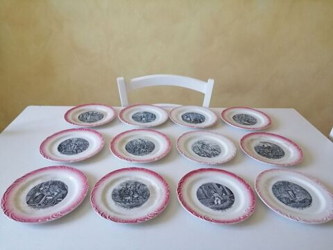 12 assiettes a dessert anciennes jeanne d'arc 0 Monteux (84)