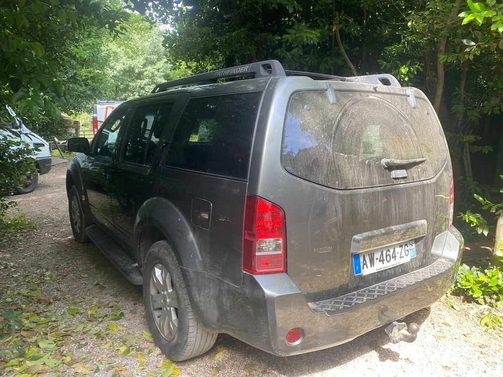 Pathfinder 2.5 dCi 174 ch Confort 2007 occasion 30100 Al&egrave;s