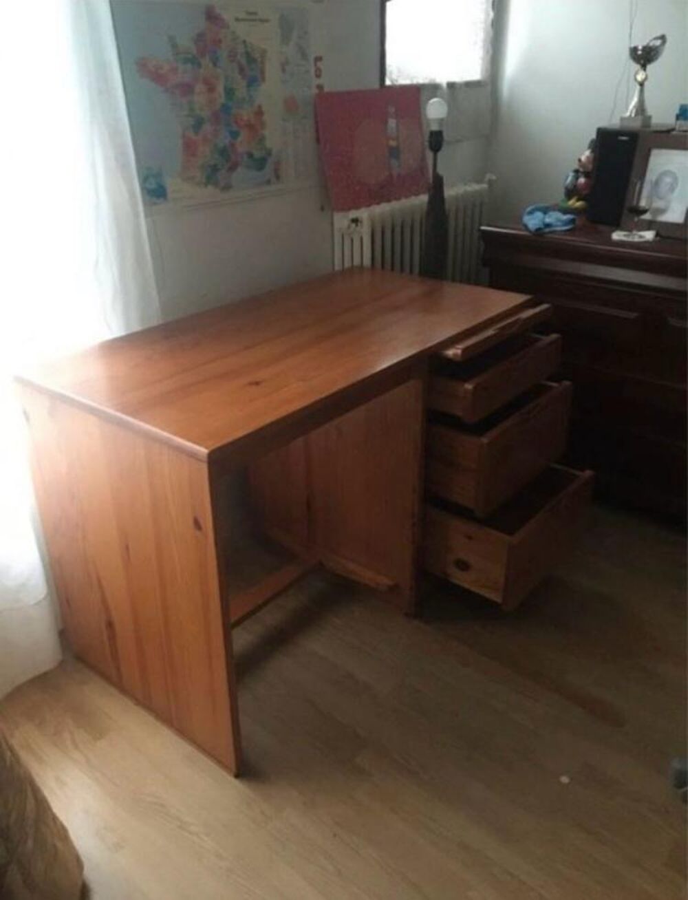 Bureau en pin Meubles