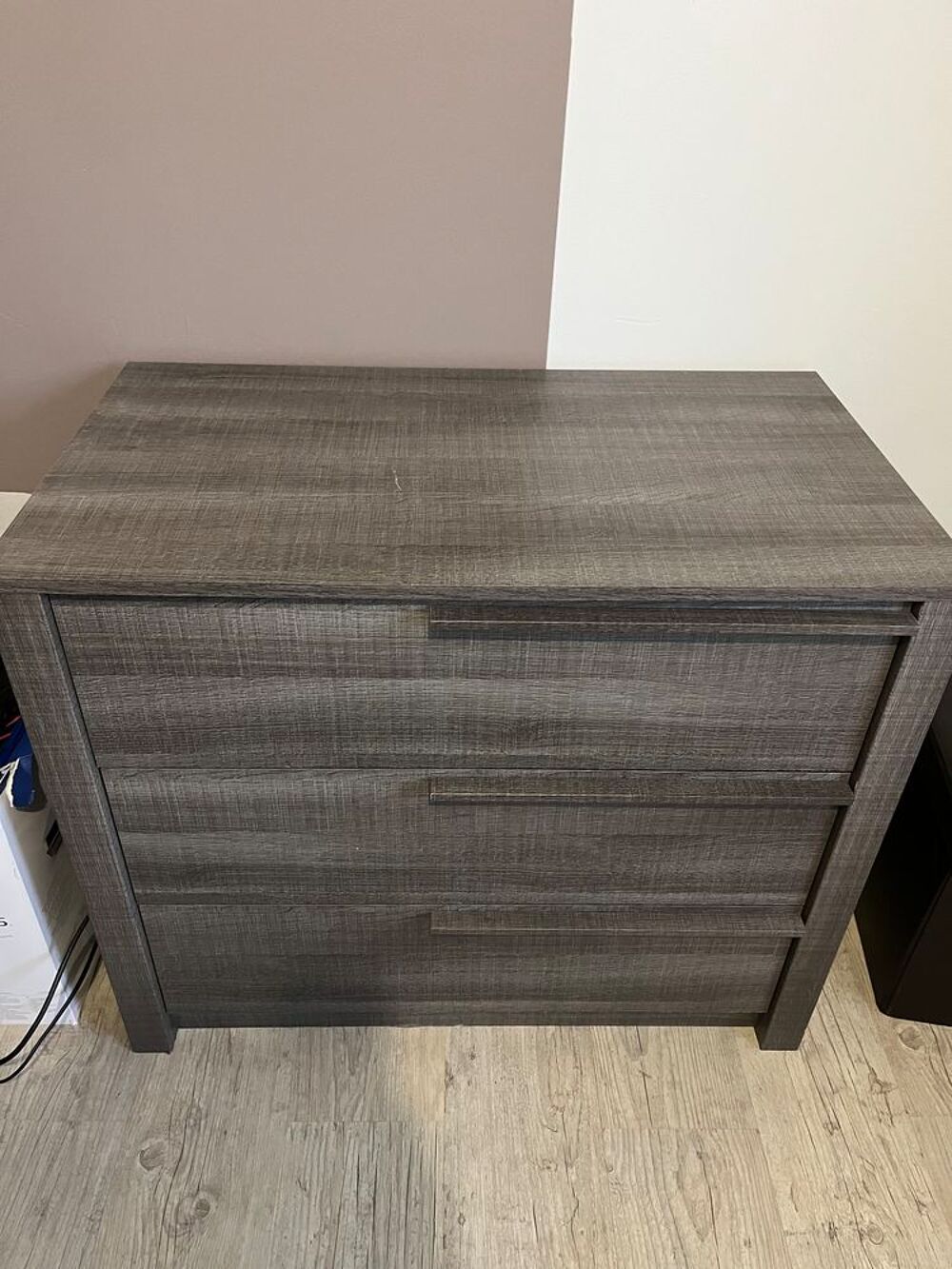 Chambre, chevets, commode Meubles