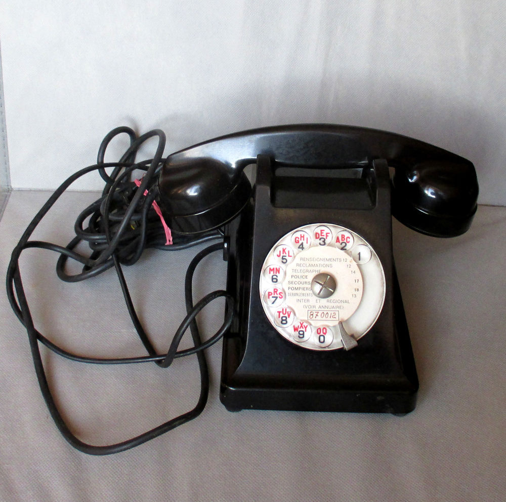 T&eacute;l&eacute;phone U43 bak&eacute;lite (trois mod&egrave;les disponibles) 