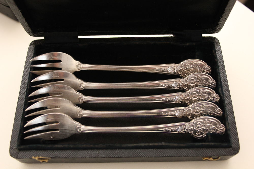 Coffret de fourchettes &agrave; huitres CHRISTOFLE Napol&eacute;on III Cuisine