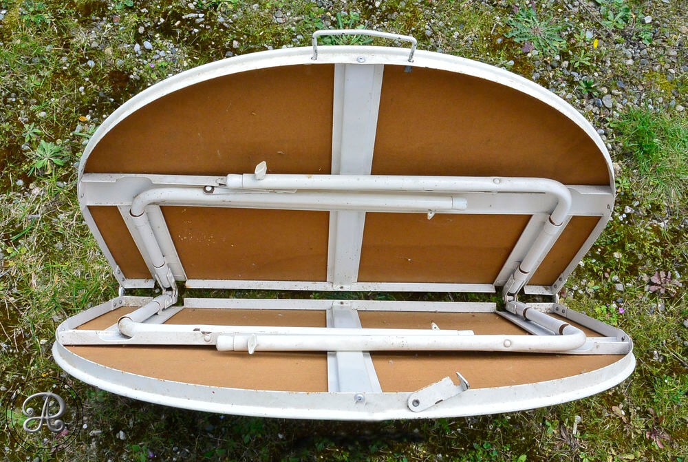 Table camping. Bricolage