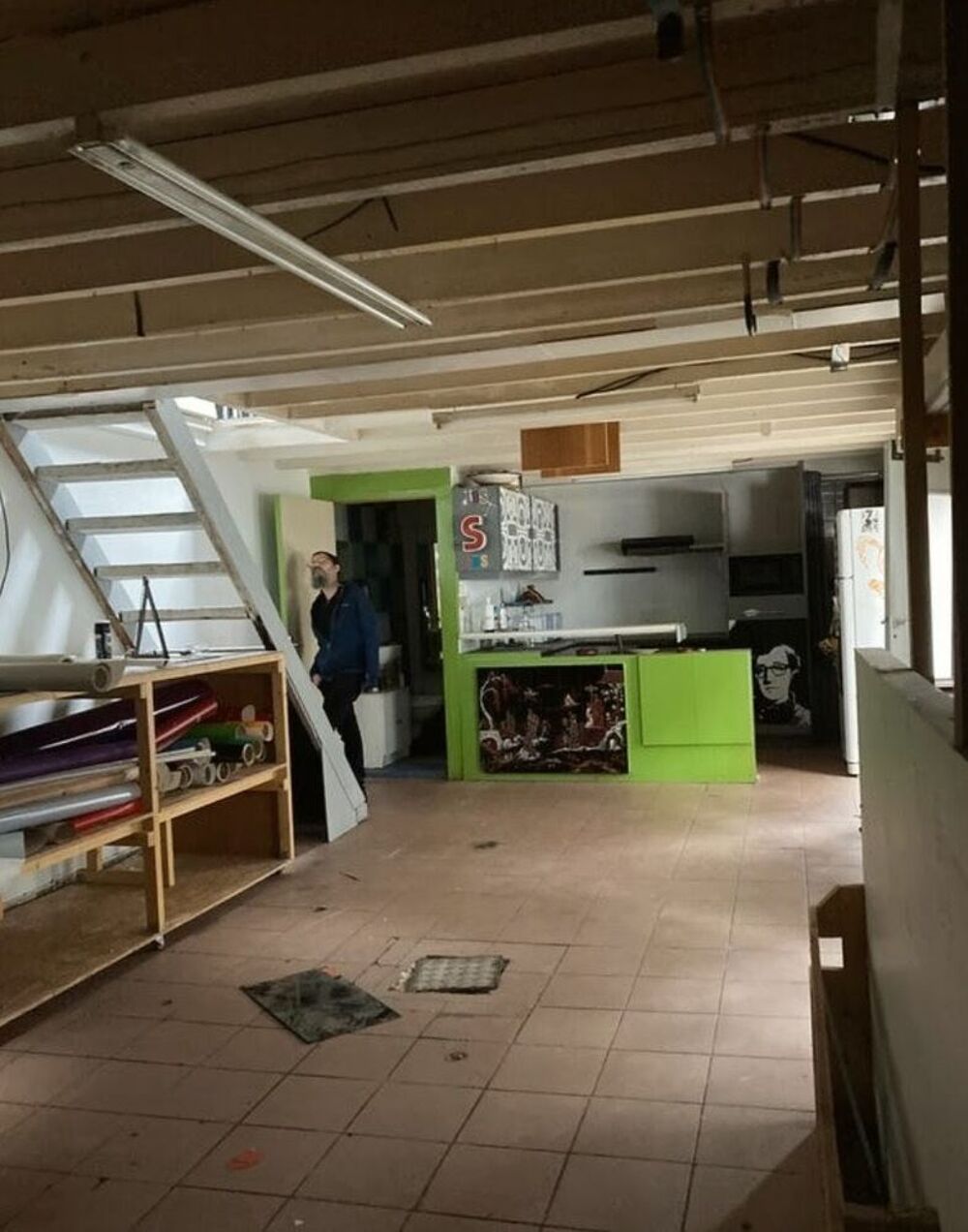 Location Atelier A MONTREUIL CROIX DE CHAVAUX LOCAUX CCIAUX A RÉNOVER Montreuil